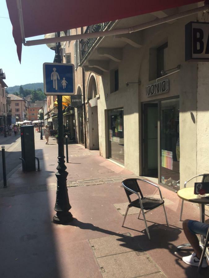 Charmant Appartement Annecy Zewnętrze zdjęcie